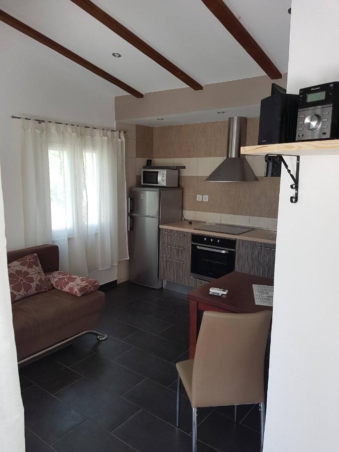 Apartmani Morovi Dvori Drage Exteriör bild